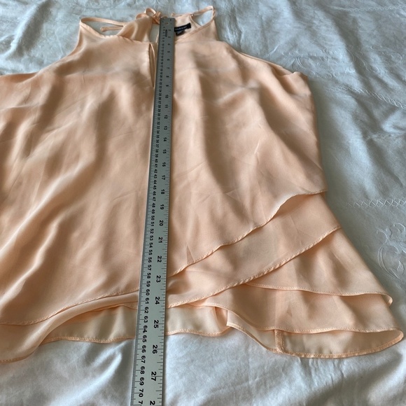 Le Chateau Women's‎ Peach Satin Spaghetti Strap Layered Front Lightweight Top XL - Picture 10 of 11